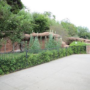 Oklahoma City Zoo 2010 - Former bear grottos