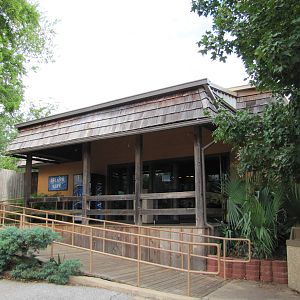 Oklahoma City Zoo 2010 - Front of Island Life building