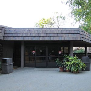 Henry Doorly Zoo 2010 - Side entrance of Owen Gorilla House