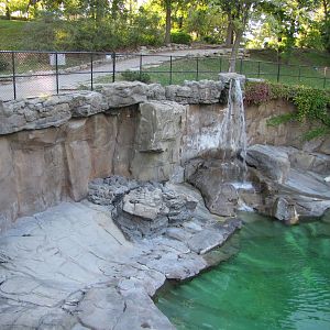 Henry Doorly Zoo 2010 - First part of Polar Bear exhibit in Bear Canyon