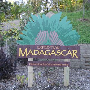Henry Doorly Zoo 2010 - Expedition Madagascar sign