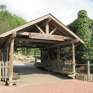 San Antonio Zoo 2010 - Rift Valley entrance