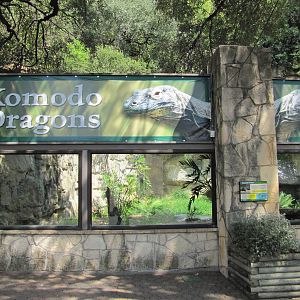 San Antonio Zoo 2010 - Front of the Komodo Dragon exhibit