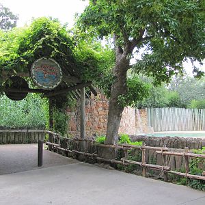 Fort Worth Zoo 2010 - Asian Falls entrance