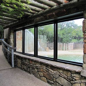 Fort Worth Zoo 2010 - Viewing window into the Asiatic Elephant exhibit in A