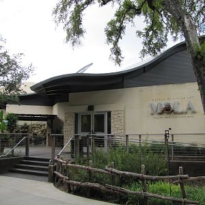 Fort Worth Zoo 2010 - Front of the Museum of Living Art