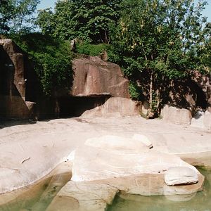 Zoo de Vincennes 2002 - Part of the South American Sea Lion exhibit
