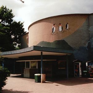 Frankfurt Zoo 2002 - Exotarium front side