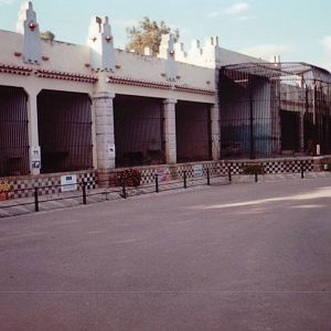 Lisbon Zoo 1997 - Old feline cages