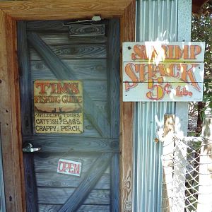 Brazos River Country - Shore Birds Aviary Shack