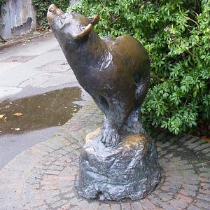 Winnie the bear statue at London Zoo, 15 January 2011