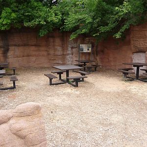 Oklahoma City Zoo - Old Bear Exhibit