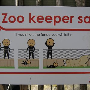 Wellington Zoo warning sign