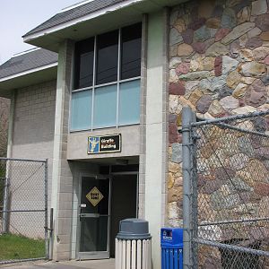 Giraffe House - Exterior