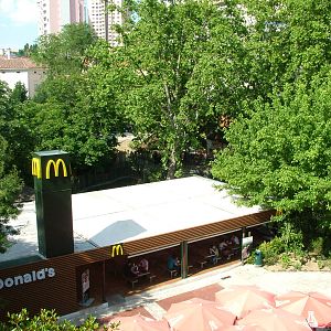 Zoo McDonalds at Lisbon Zoo, 24/05/11