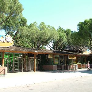 Main Entrance at Madrid Zoo Aquarium, 26/05/11