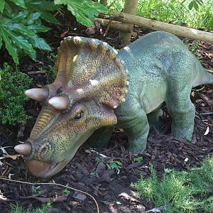 Dinosaurs at Large! - Chester, 16/07/11