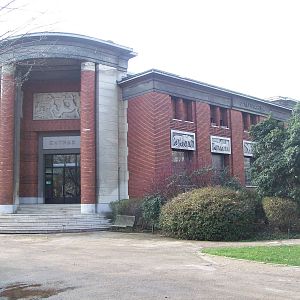 Old Carnivore House - Fauverie