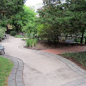 Topeka Zoo 2011 - Path