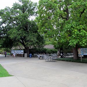 Topeka Zoo 2011 - Path