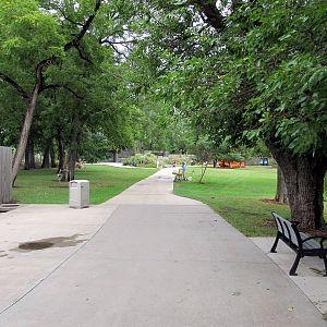 Topeka Zoo 2011 - Path