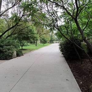 Topeka Zoo 2011 - Path