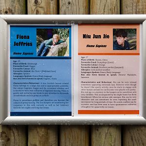 Enclosure 99 - Humans - Signage 27/08/2011