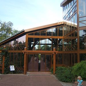 Squirrel Monkey House