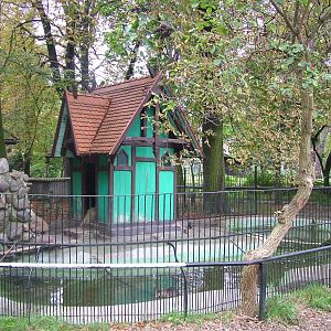 150-year-old Coypu House at Wroclaw Zoo Sept 2008