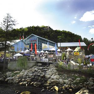 Exhibits of the Aquarium in Gatlinbury