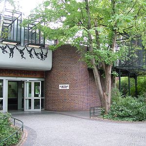 Primate House at Berlin Zoo, 31/08/11