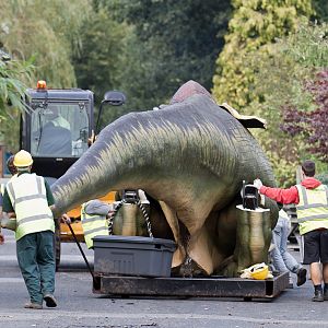 Dinosaurs Leave the Zoo - 12/10/2011
