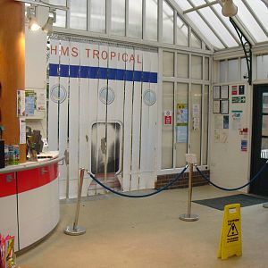 Entrance Lobby/Gift Area - 12/10/2011