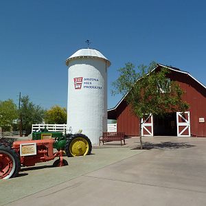 Harmony Farm - Big Red Barn