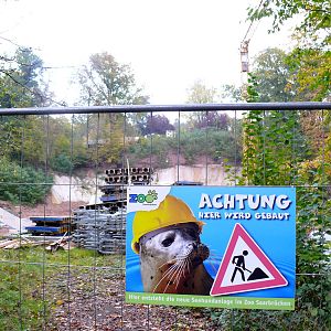 Building site of new seal pool