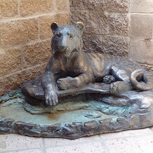 Tiger Statue