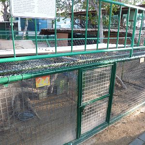 Small carnivore enclosures