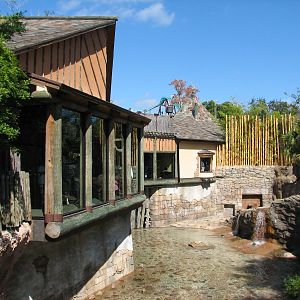 Jungala - Bengal Tiger Exhibit 2 - Tiger Lodge Exterior