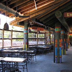 Jungala - Orangutan Exhibit - Orang Cafe Viewing Area