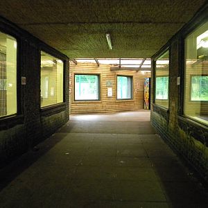 Big Cat House at Blackpool Zoo 17/07/11