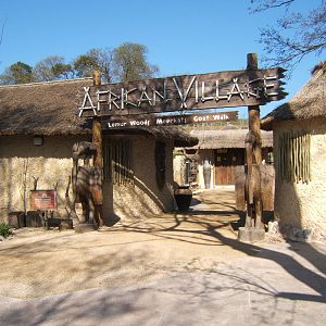 View of entrance to Lemurs and Meerkats