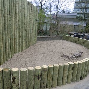 Outdoor enclosure for african spurred tortoises