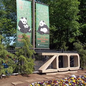 National Zoo Enterence