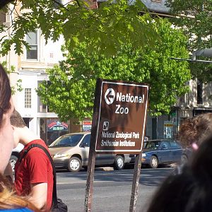 National Zoo Sign from the Metro