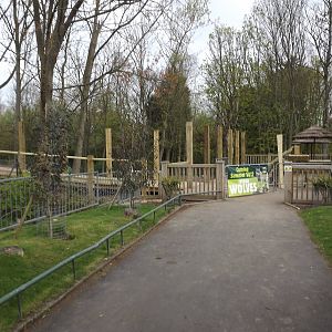 Wolf exhibit development at Blackpool Zoo 21/04/12