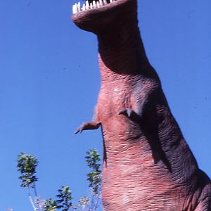 Dynamosaurus and young, Prehistoric Park - 1987