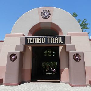 Entrance to Tembo Trail