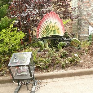 Dinosaurs being installed