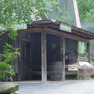 Wild Prairie - Burrowing Owl Exhibit and Grasslands Cafe
