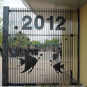 Diamnd Jubilee Quarter right hand gate